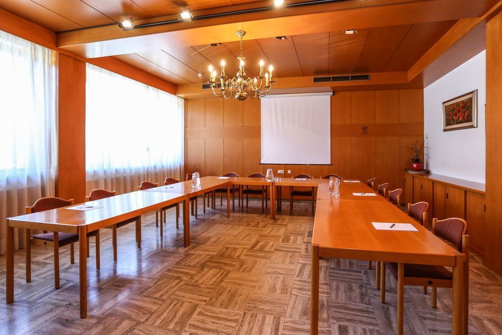 Bio Hotel Kaufmann Ora / Auer Zewnętrze zdjęcie